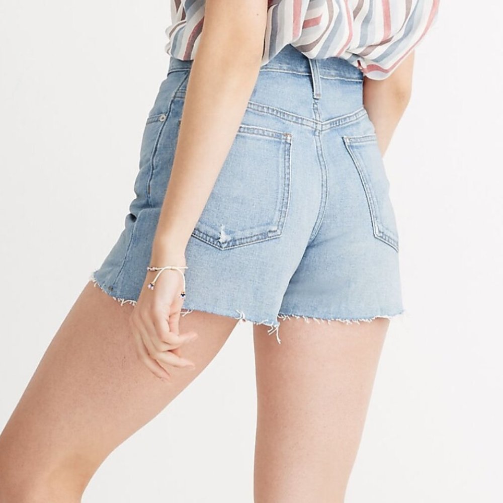 Madewell Perfect Vintage Denim Jean Short in Bowman Wash - Picture 2 of 10